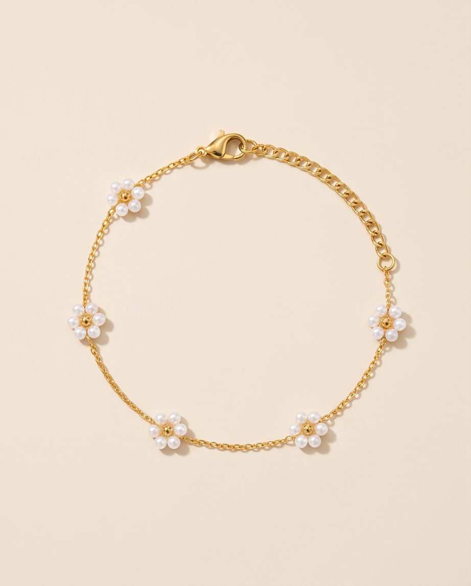 Daisy Pearl Bracelet