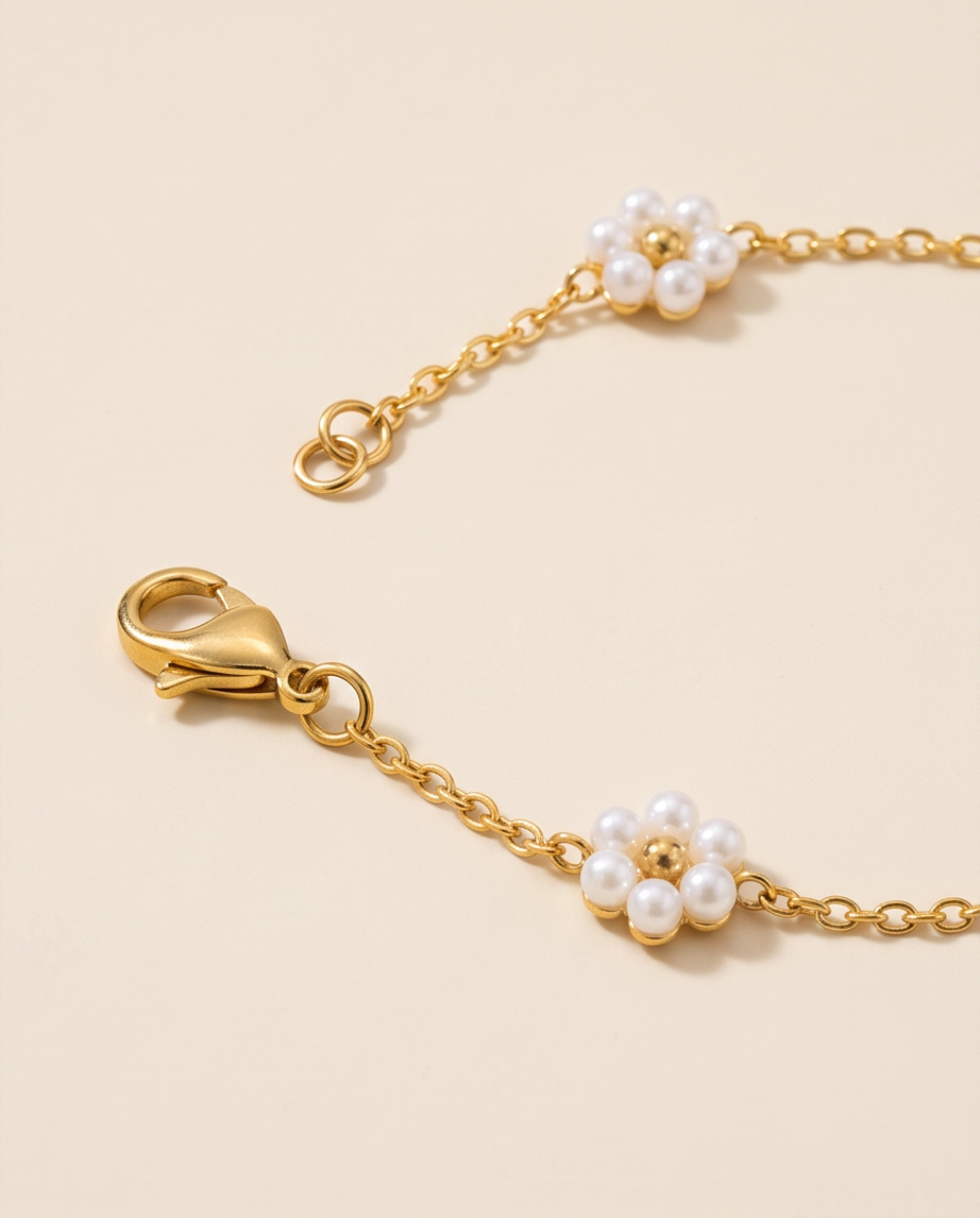 Daisy Pearl Bracelet