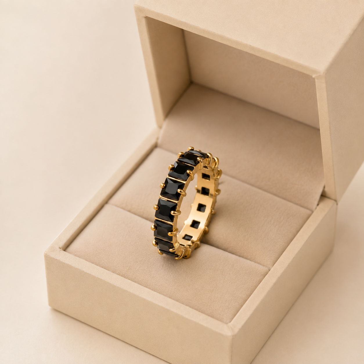 Black Eternity Ring